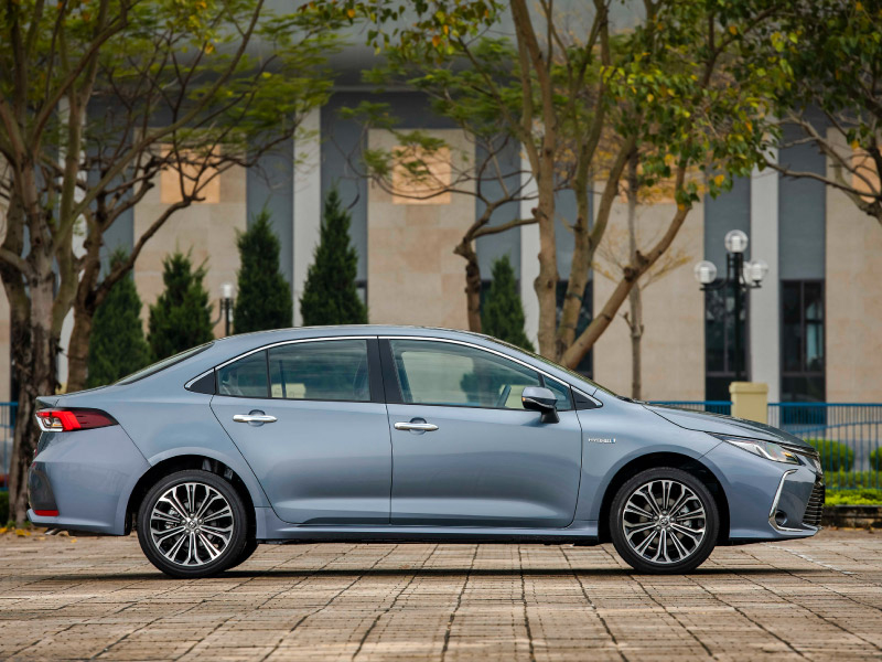 toyota-corolla-altis-2024-thai-hoa-tu-liem (6)