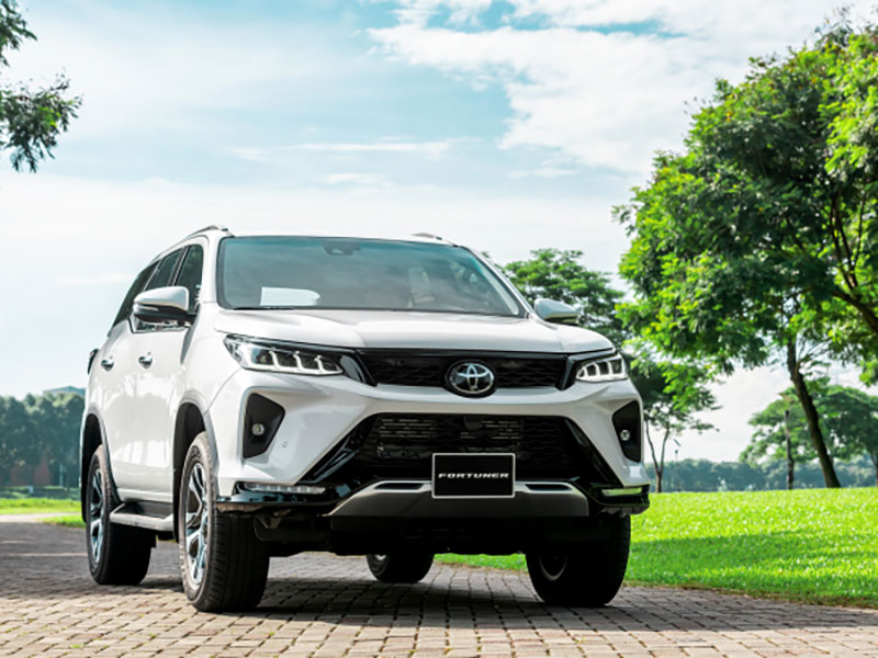 outdoor-toyota-fortuner-2023-2024-toyota-thai-hoa-tu-liem (4)